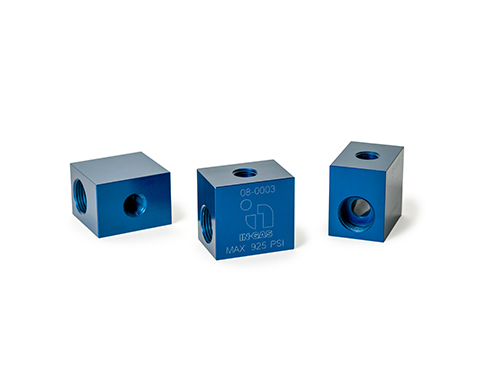 3-Way | Manifold Block | Ports: (x2) M20x1.5, (x1) 1/4" NPT | Gas Distribution